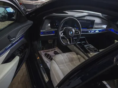 2024 بي ام دبليو الفئة السابعة 735أي