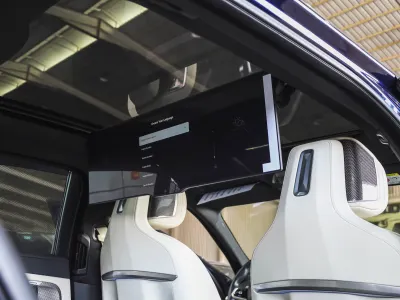 2024 بي ام دبليو الفئة السابعة 735أي