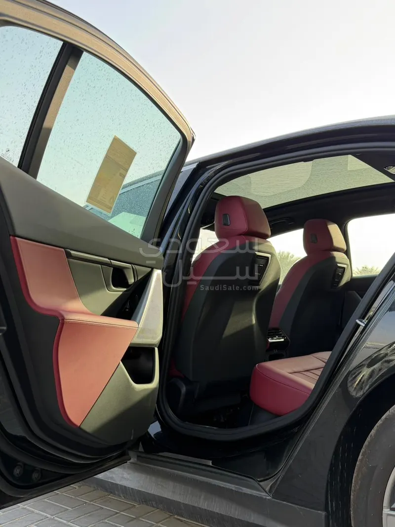 2026 بي ام دبليو الفئة الخامسة 520 أي