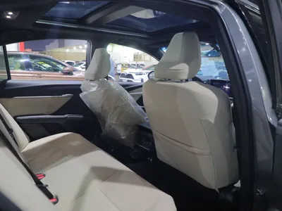 2025 تويوتا كامري ال اي