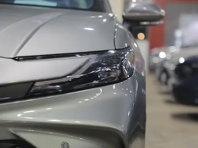 2025 تويوتا كامري ال اي