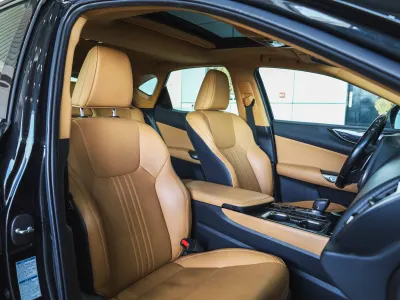 2024 لكزس إن إكس 350