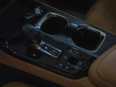 2024 لكزس إن إكس 350