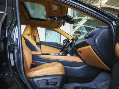 2024 لكزس إن إكس 350