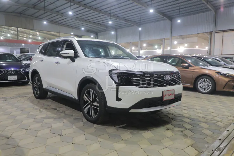 2026 فورد تيريتوري تيتانيوم بلس