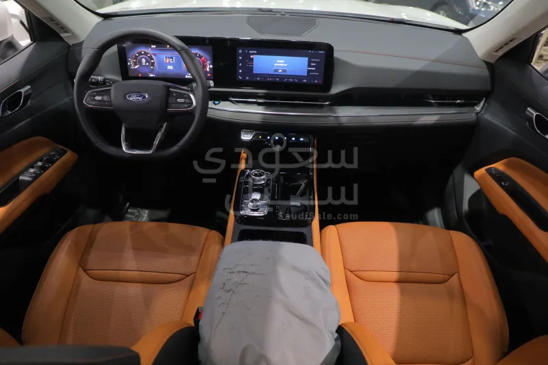 2026 فورد تيريتوري تيتانيوم بلس