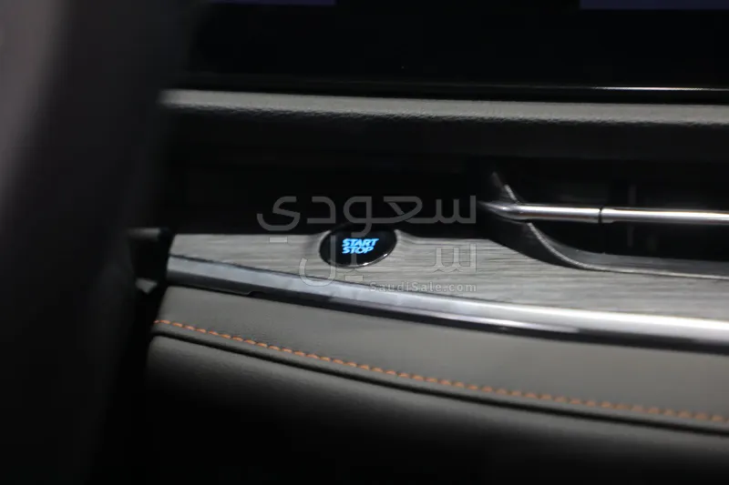 2026 فورد تيريتوري تيتانيوم بلس