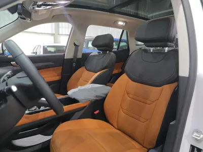 2026 فورد تيريتوري تيتانيوم بلس