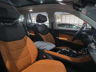 2026 فورد تيريتوري تيتانيوم بلس