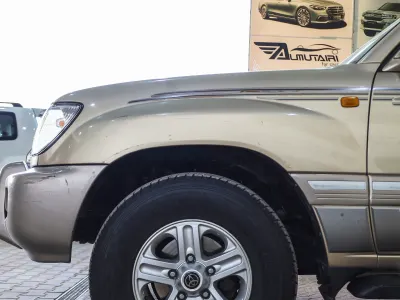 2004 تويوتا لاند كروزر جي اكس ار