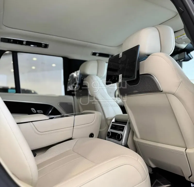 2024 لاند روفر رينج روفر اوتوبيوغرافي