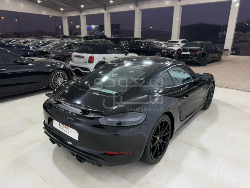 2024 بورش 718 كايمان