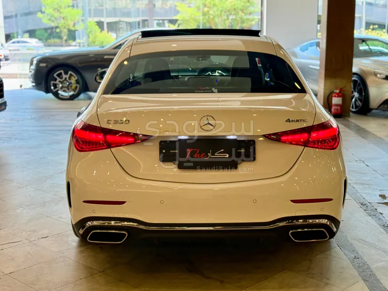 2024 مرسيدس - بنز سي 300 أي إم جي