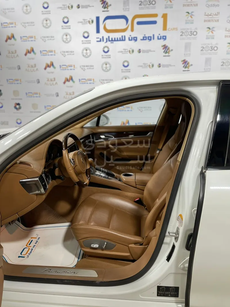 2013 بورش بانميرا 4