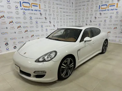 2013 بورش بانميرا 4