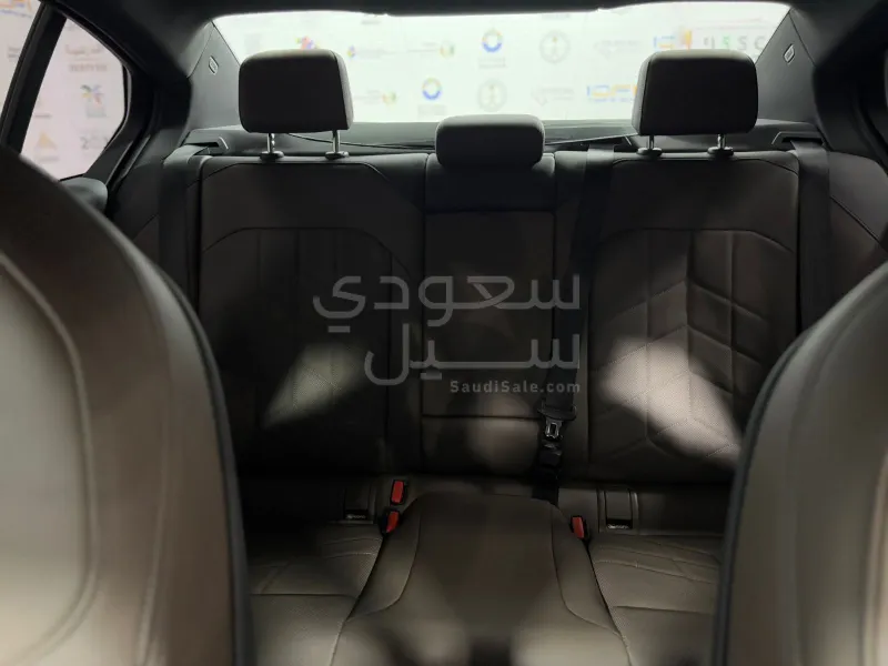 2024 بي ام دبليو الفئة الخامسة 520 أي