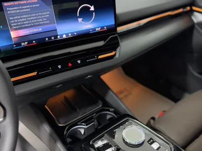 2024 بي ام دبليو الفئة الخامسة 520 أي