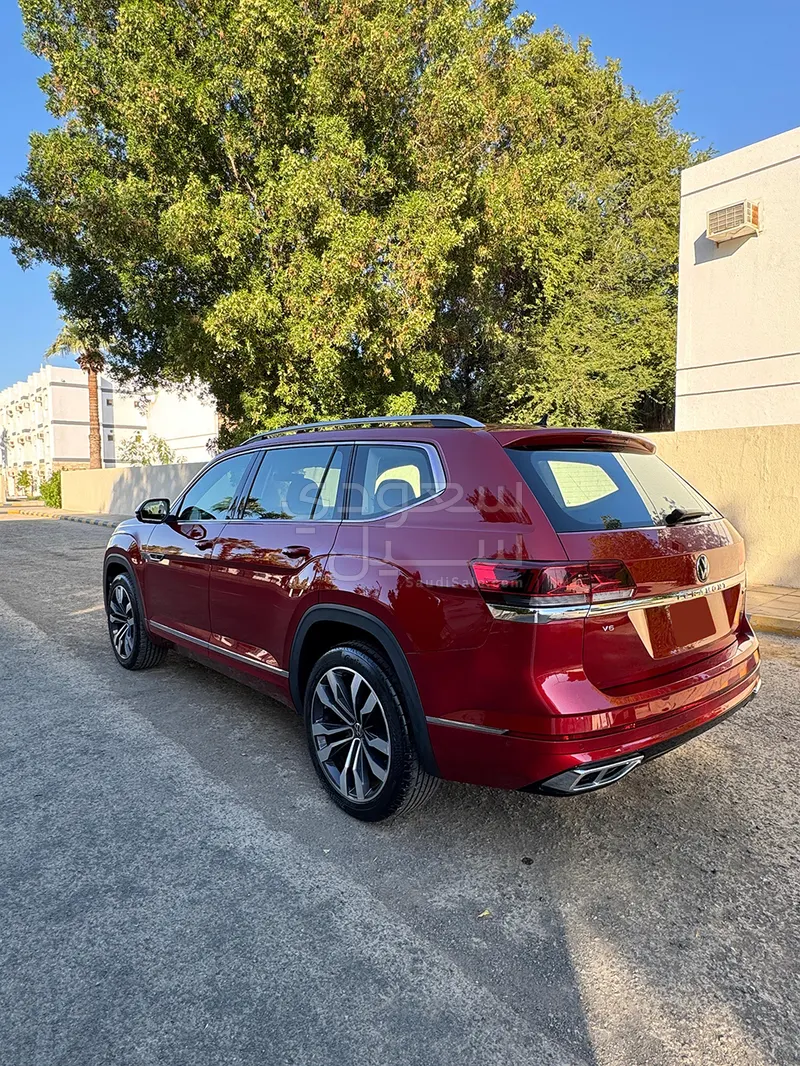 2021 فولكس واجن تيرامونت ار لاين