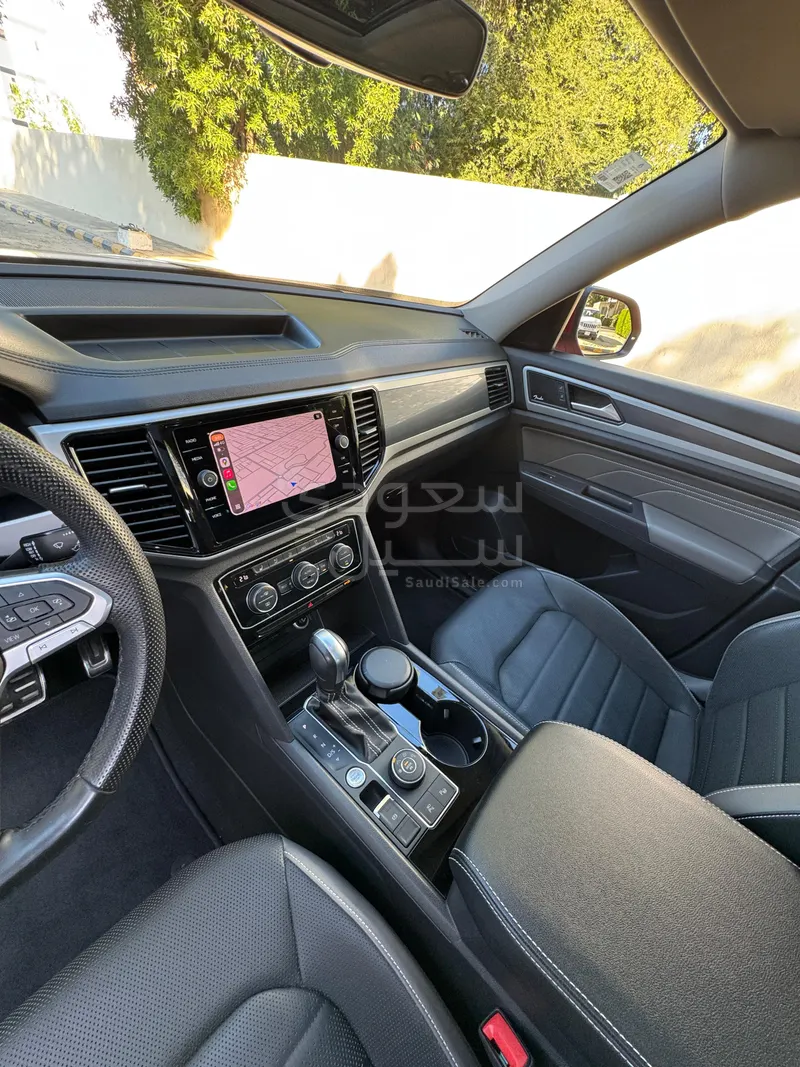 2021 فولكس واجن تيرامونت ار لاين