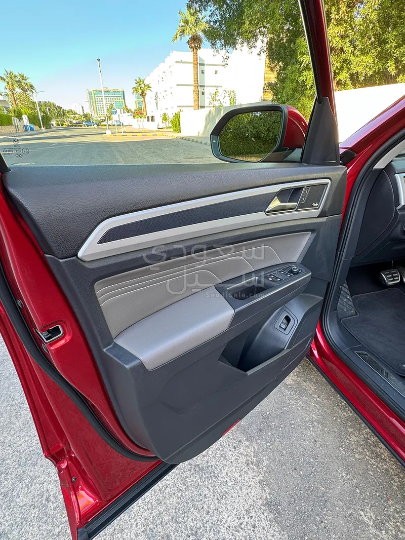 2021 فولكس واجن تيرامونت ار لاين