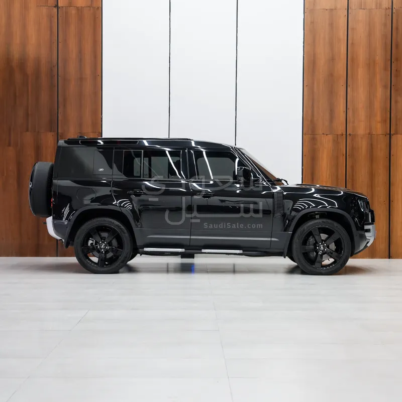 2023 لاند روفر ديفيندر 110