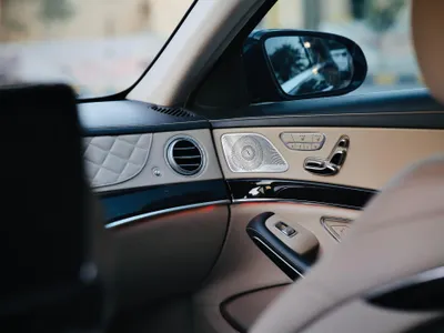 2016 مرسيدس - بنز إس 400 هايبرد