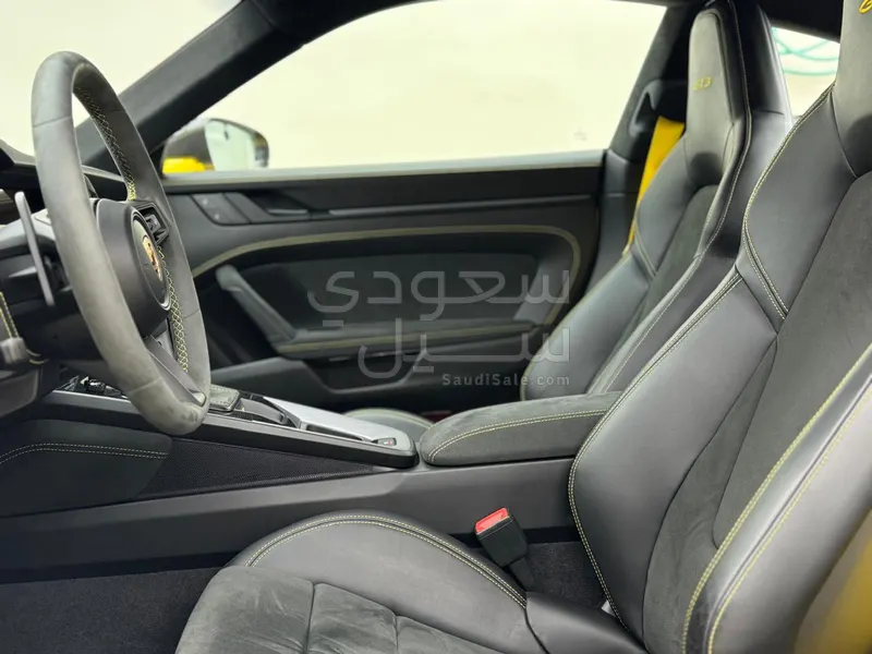 2022 بورش 911 كاريرا جي تي 3