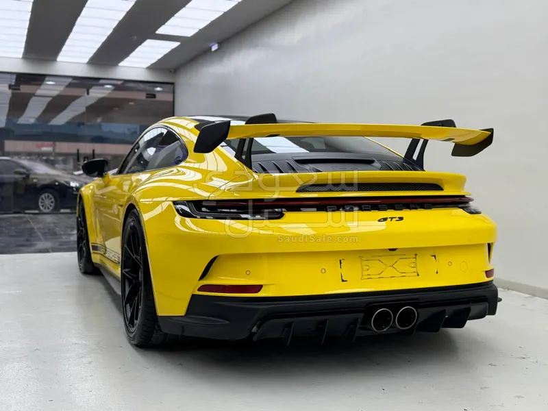 2022 بورش 911 كاريرا جي تي 3
