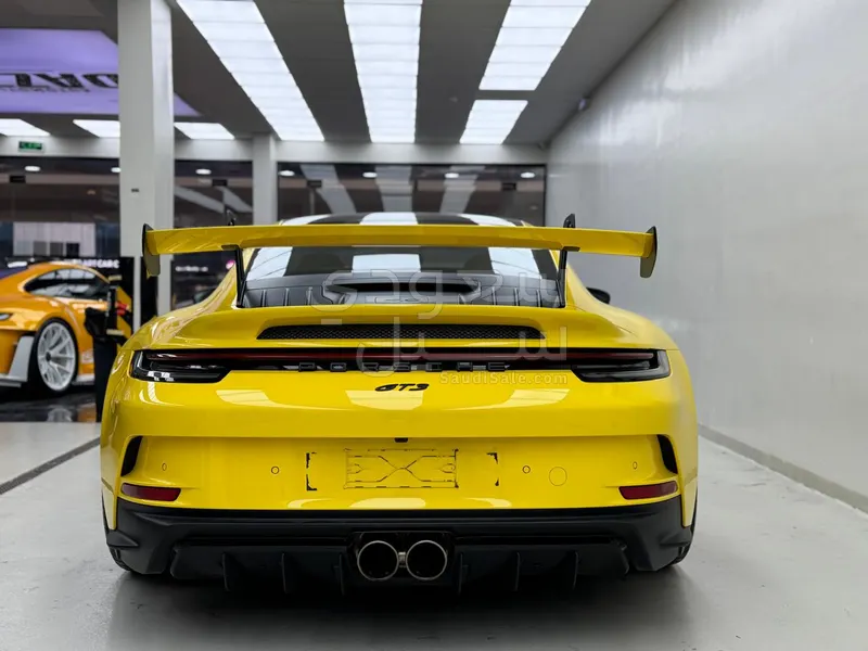 2022 بورش 911 كاريرا جي تي 3