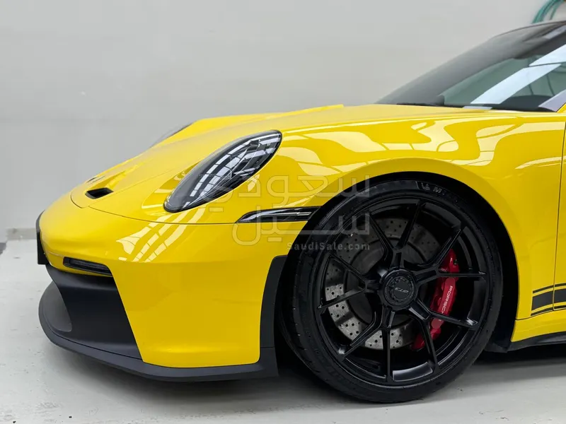 2022 بورش 911 كاريرا جي تي 3