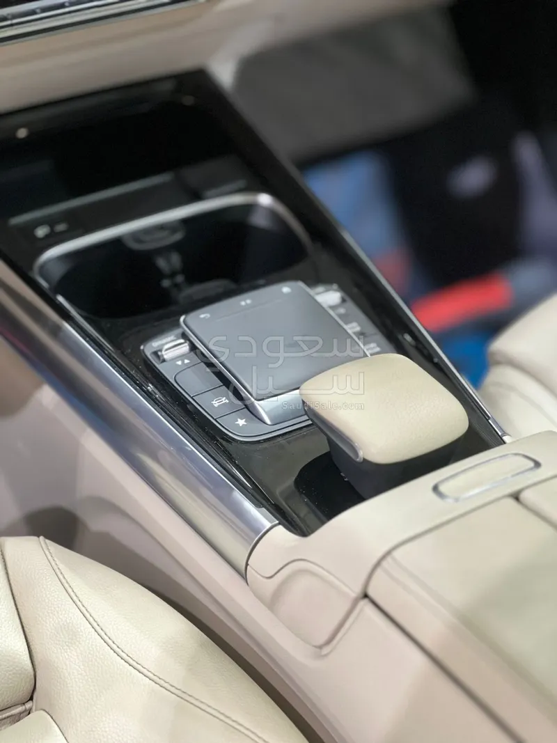 2020 مرسيدس - بنز جي إل أي 250