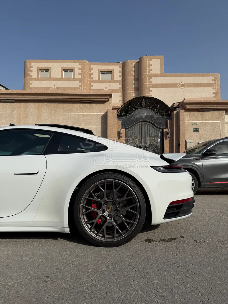 2020 بورش 911 كاريرا 4 اس
