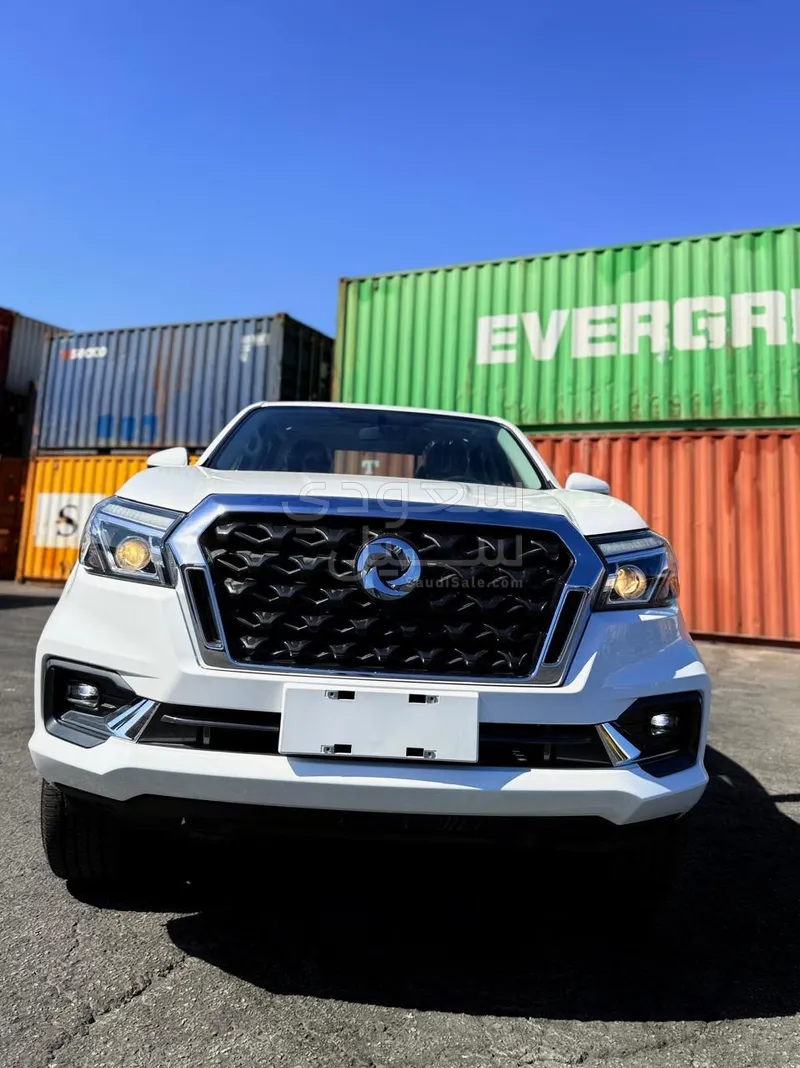 2025 دونج فينج ريتش 7 غمارتين