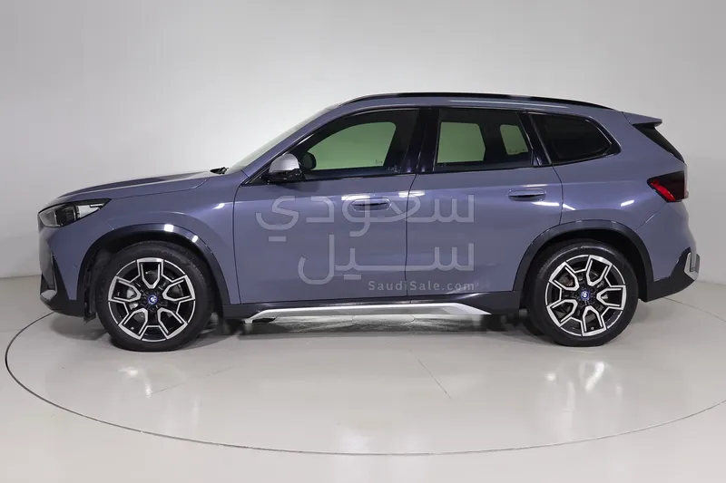 2024 بي ام دبليو الفئة اي