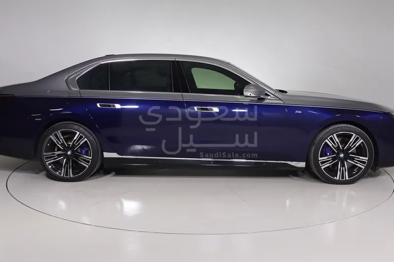 2024 بي ام دبليو الفئة اي