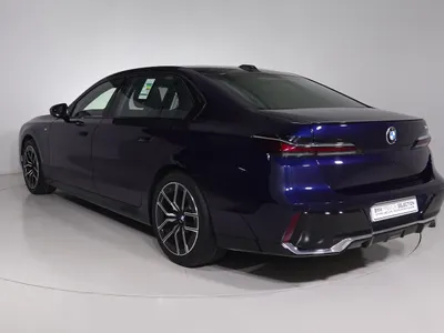 2025 بي ام دبليو الفئة السابعة 735أي