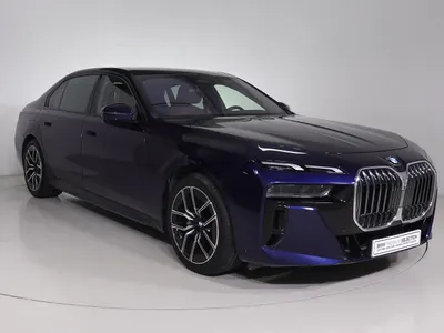 2025 بي ام دبليو الفئة السابعة 735أي