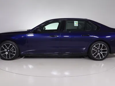 2025 بي ام دبليو الفئة السابعة 735أي