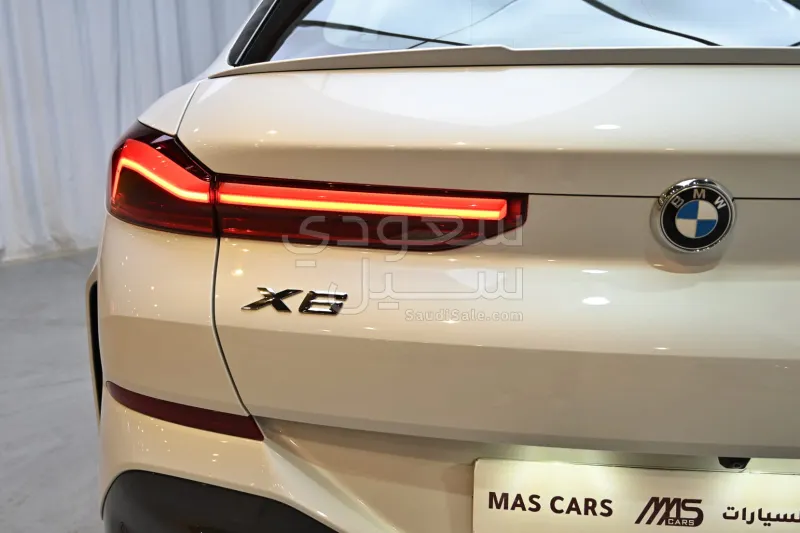 2023 بي ام دبليو الفئة اكس 6 إم كت