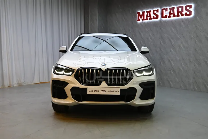 2023 بي ام دبليو الفئة اكس 6 إم كت