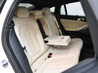 2023 بي ام دبليو الفئة اكس 6 إم كت