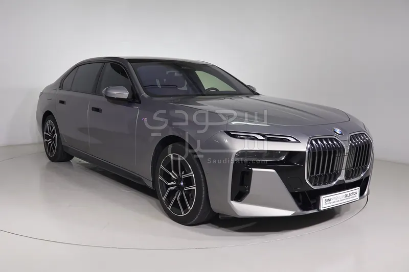 2024 بي ام دبليو الفئة السابعة 735أي