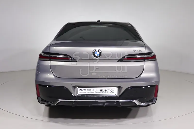 2024 بي ام دبليو الفئة السابعة 735أي