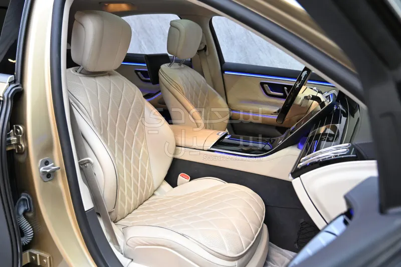 2023 مرسيدس - بنز إس 450 مايباخ