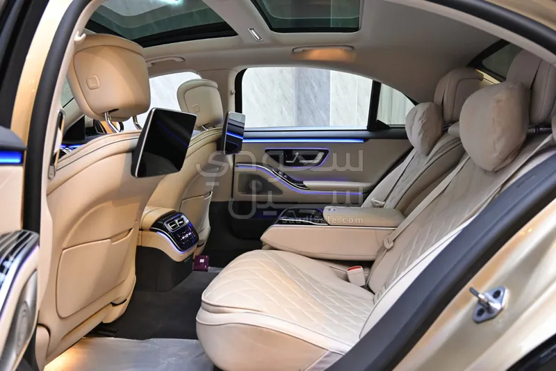 2023 مرسيدس - بنز إس 450 مايباخ