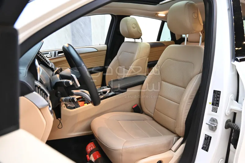 2016 مرسيدس - بنز جي إل إي 43 أي إم جي