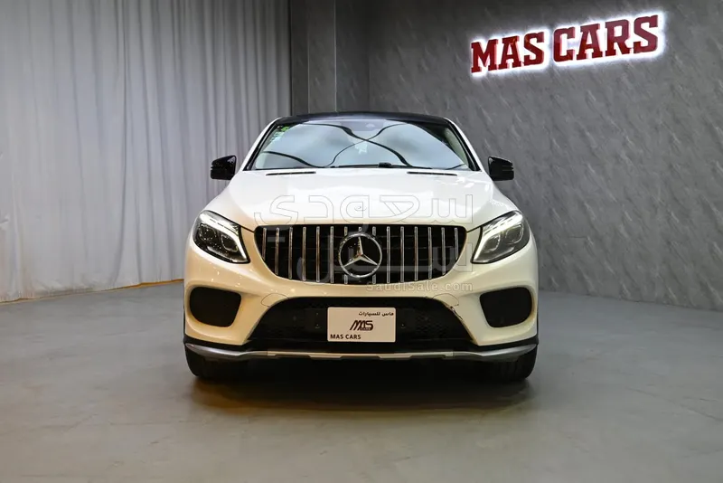 2016 مرسيدس - بنز جي إل إي 43 أي إم جي