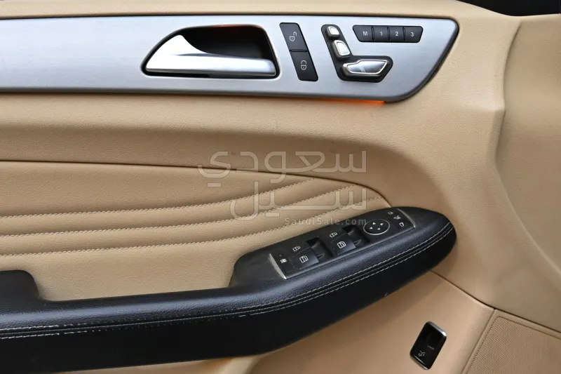 2016 مرسيدس - بنز جي إل إي 43 أي إم جي