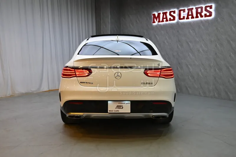 2016 مرسيدس - بنز جي إل إي 43 أي إم جي