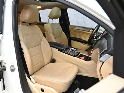 2016 مرسيدس - بنز جي إل إي 43 أي إم جي